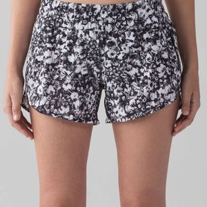 Lululemon Tracker Shorts Black and White Floral